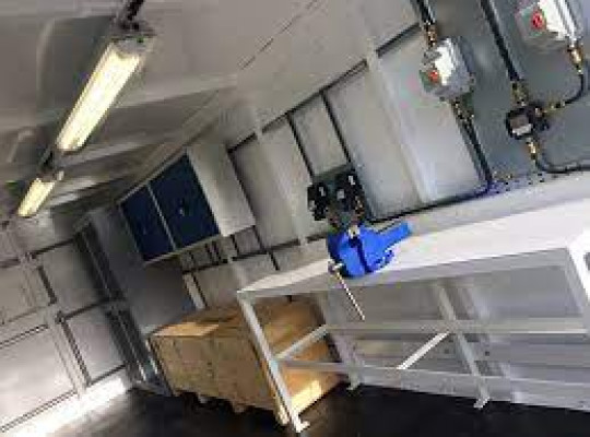 20FT Workshop with Electrics and A/C